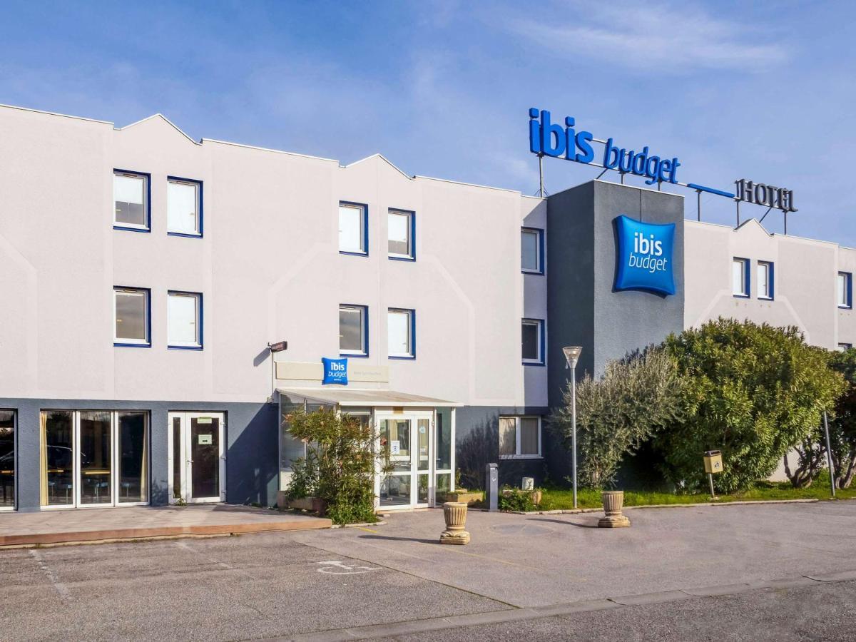 Ibis Budget Arles Sud Fourchon Экстерьер фото