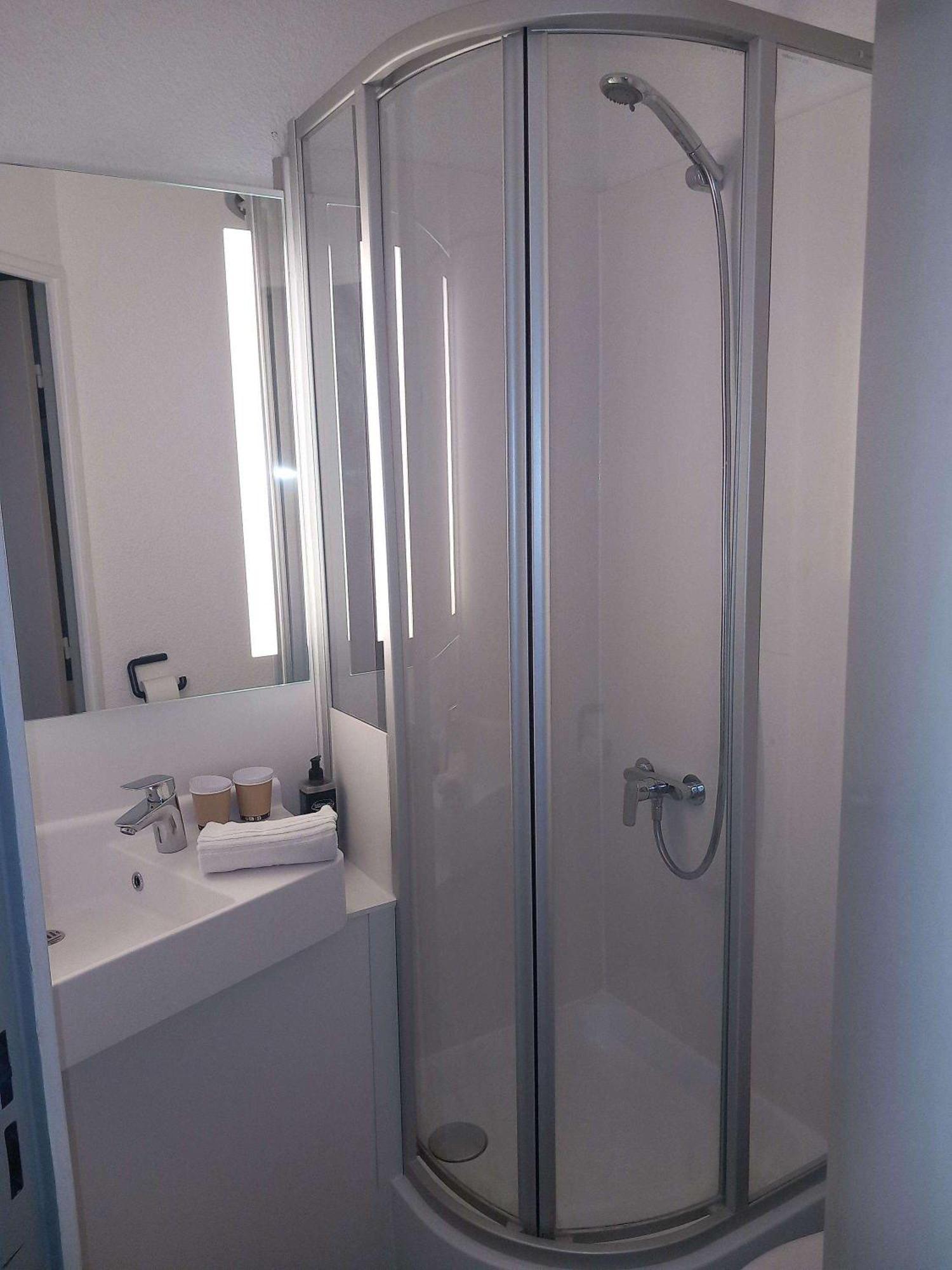 Ibis Budget Arles Sud Fourchon Экстерьер фото