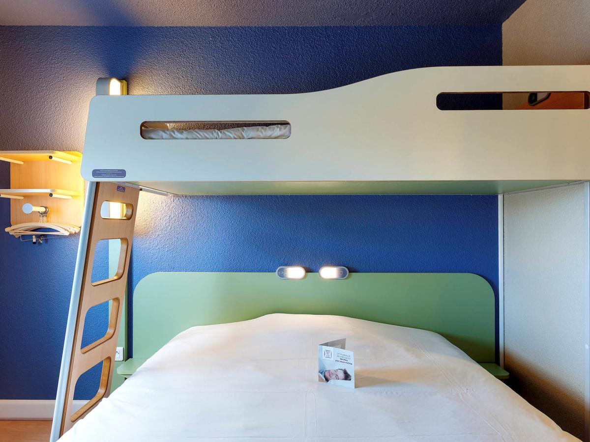 Ibis Budget Arles Sud Fourchon Экстерьер фото
